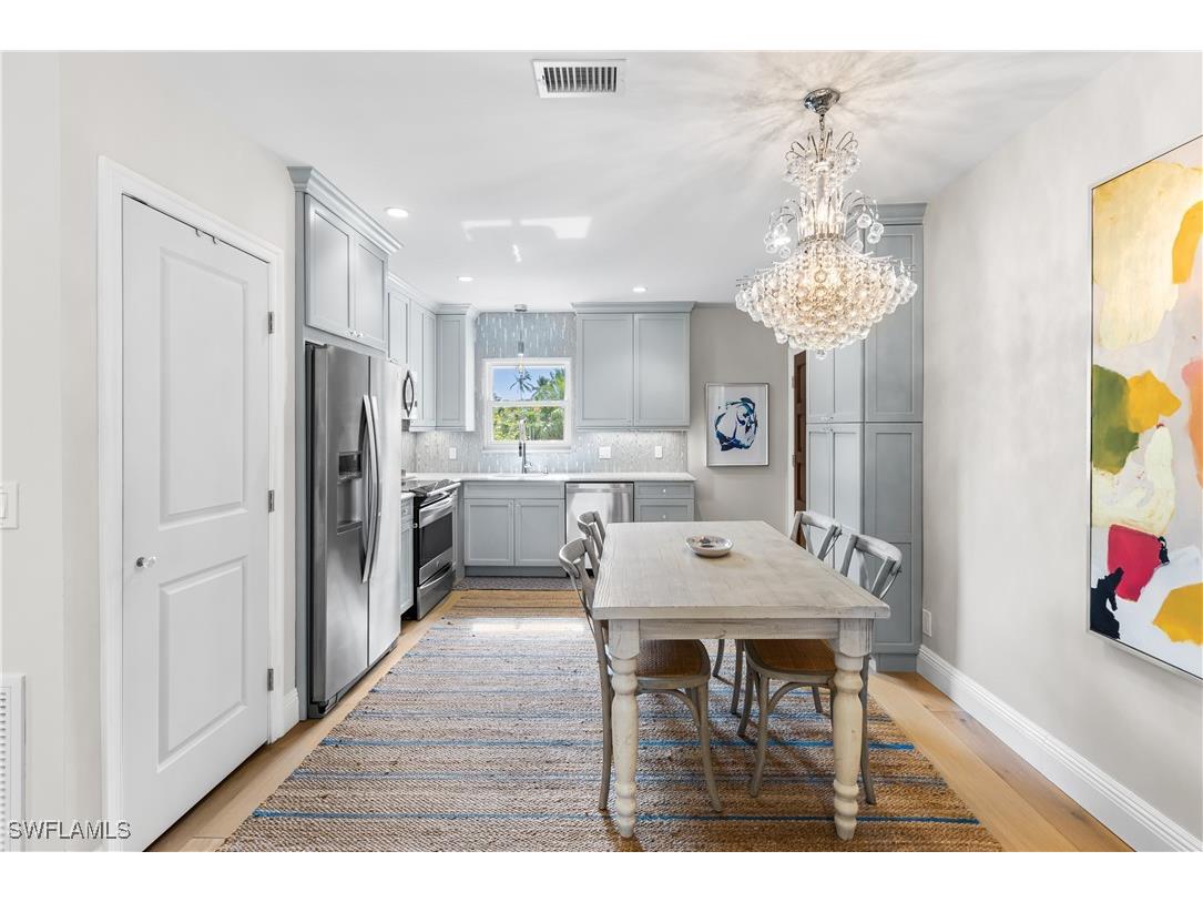 940 3rd Street S #201 Naples FL 34102 225073122 image6