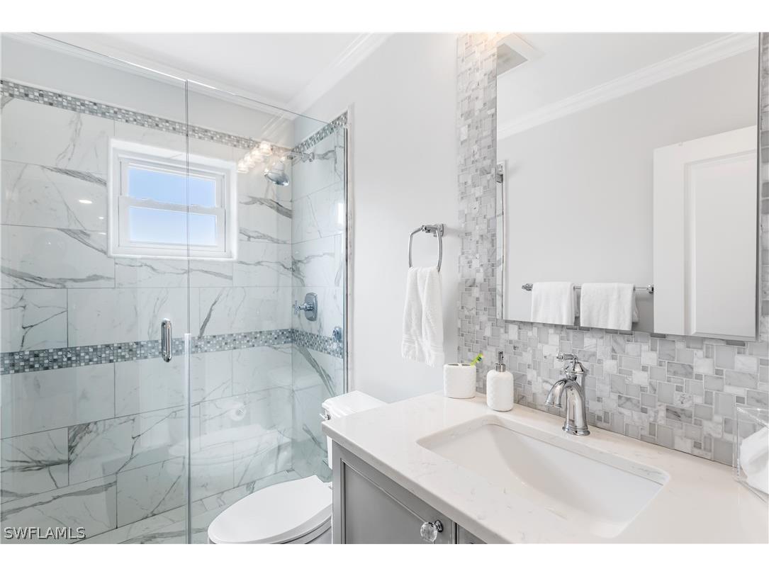 940 3rd Street S #201 Naples FL 34102 226010822 image17