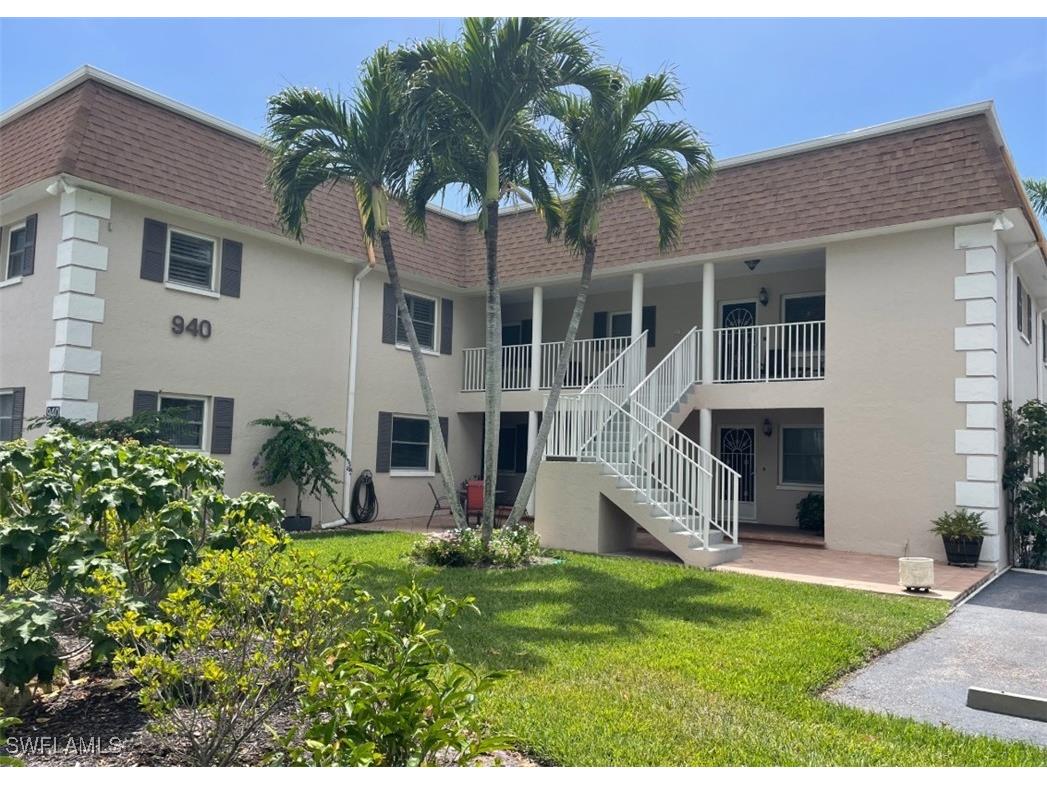 940 3rd Street S #202 Naples FL 34102 225076765 image1