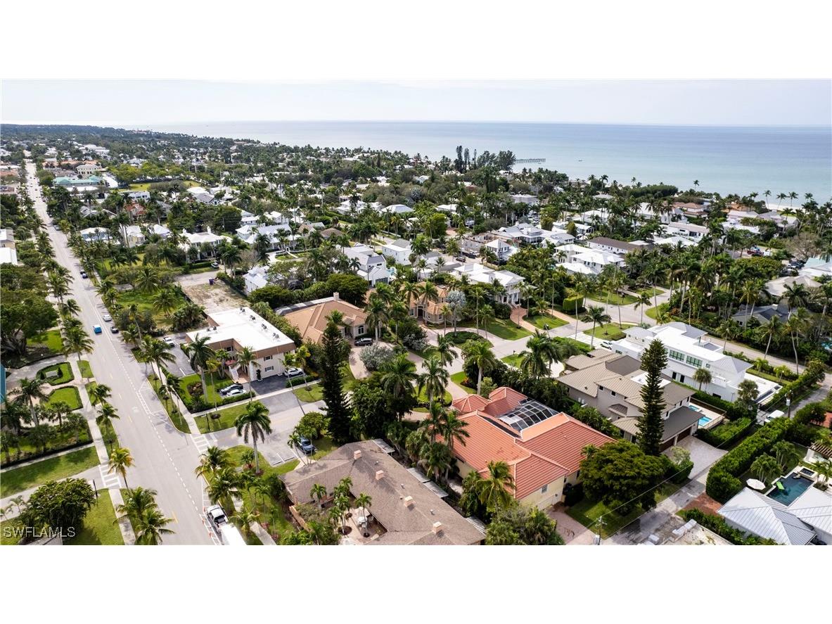 940 3rd Street S #204 Naples FL 34102 225075050 image2