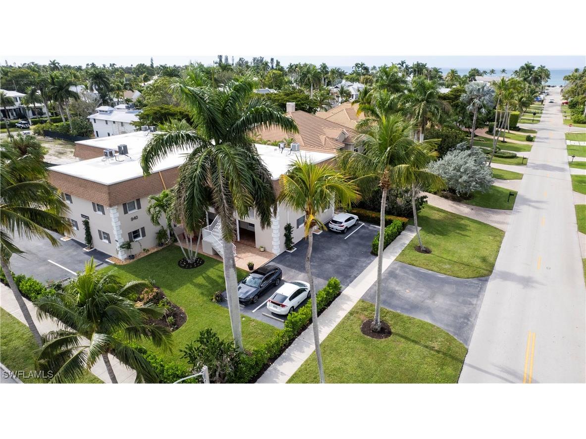 940 3rd Street S #204 Naples FL 34102 225075050 image25