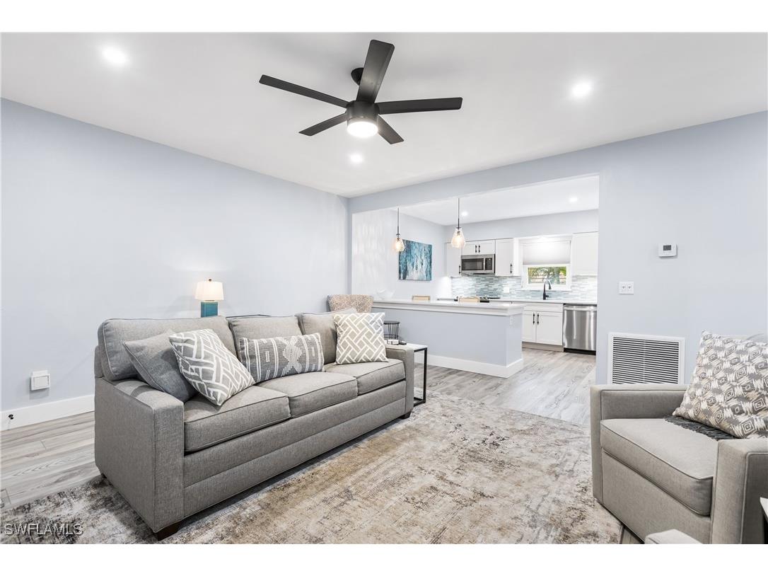 940 3rd Street S #204 Naples FL 34102 225075050 image7