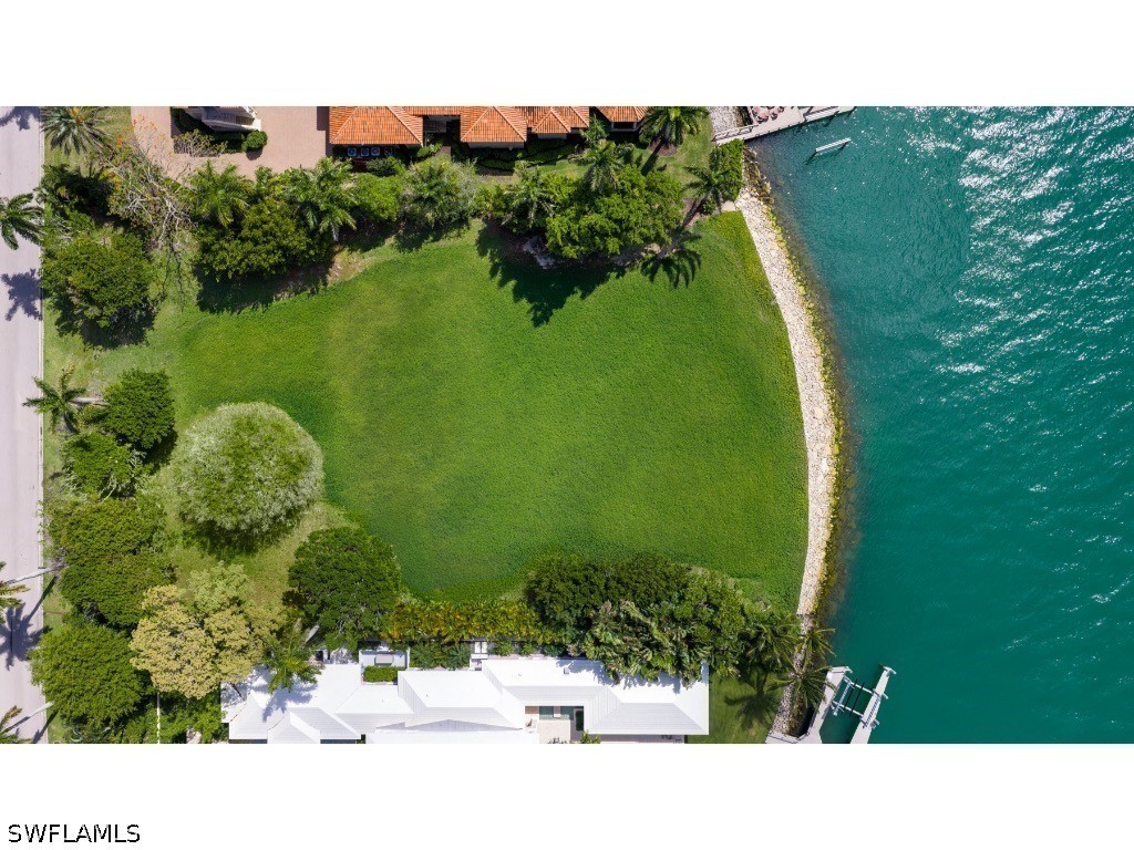 940 Admiralty Parade E Naples FL 34102 226018566 image10