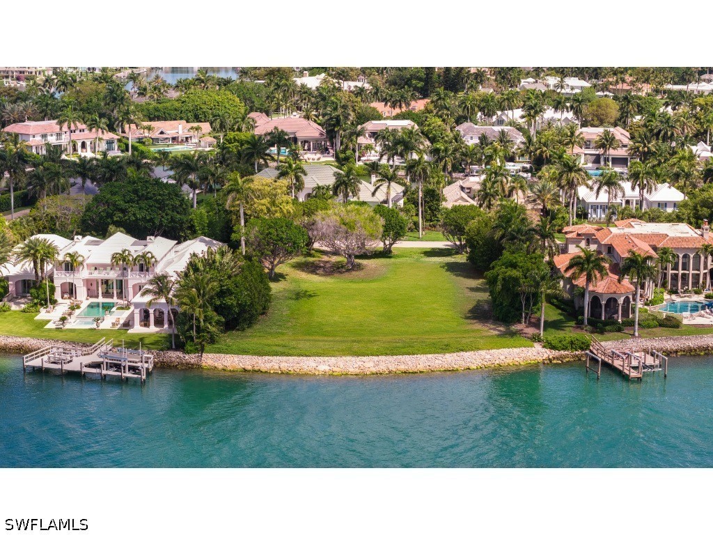 940 Admiralty Parade E Naples FL 34102 226018566 image8