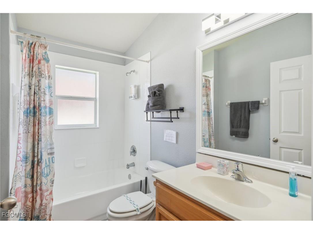 940 Belmont Street E Lehigh Acres FL 33974 2026005963 image25