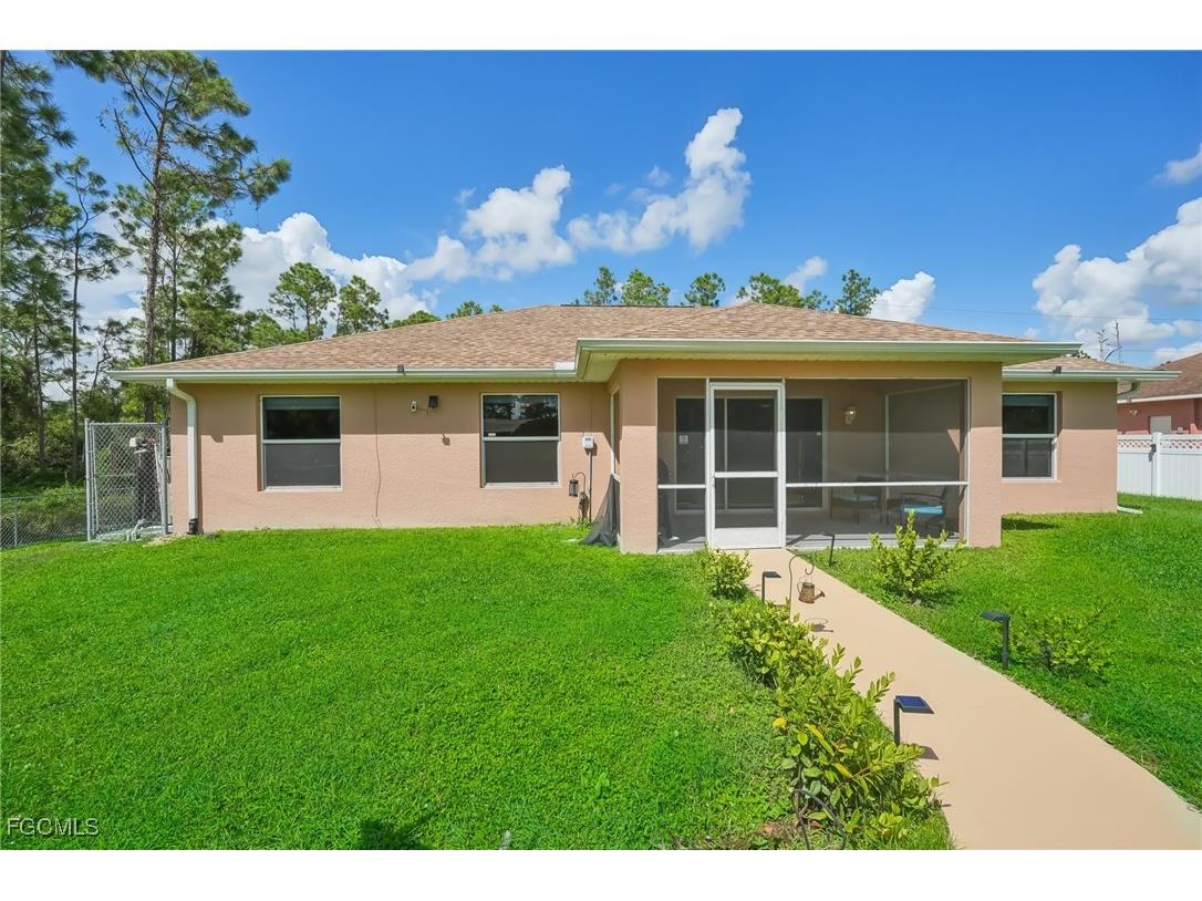 940 Belmont Street E Lehigh Acres FL 33974 2026005963 image3