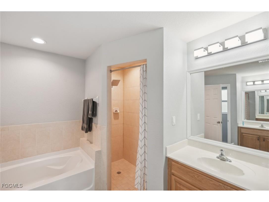 940 Belmont Street E Lehigh Acres FL 33974 2026005963 image31