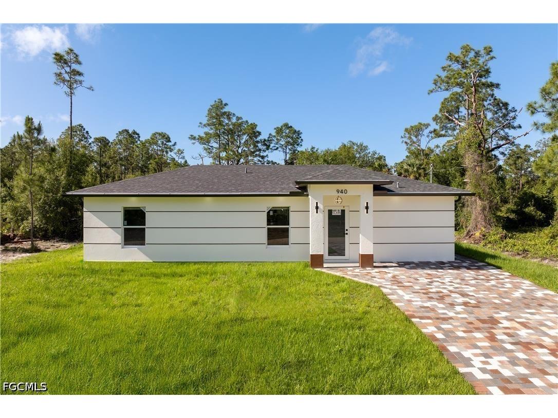 940 Berg Street E Lehigh Acres FL 33974 2026022798 image1