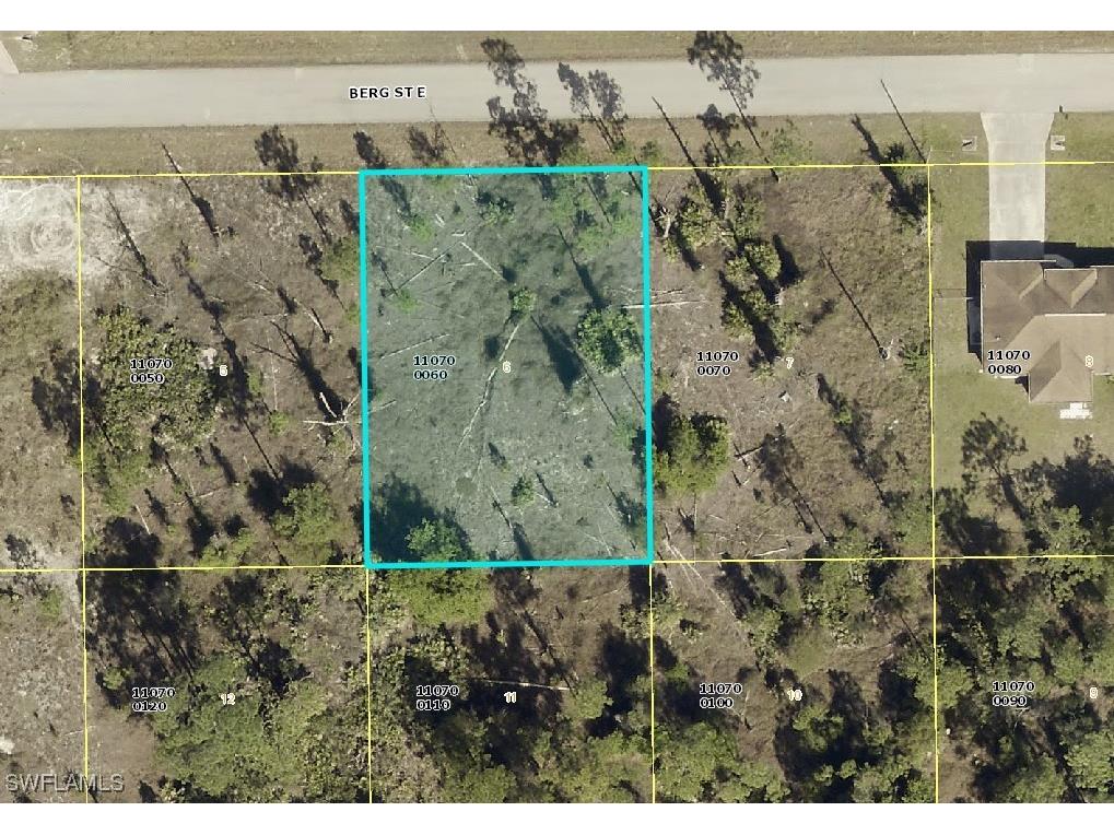 940 Berg Street E Lehigh Acres FL 33974 224088188 image1