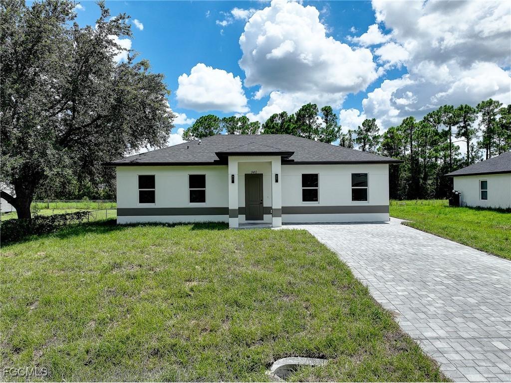940 Lakeside Drive Lehigh Acres FL 33974 2025007513 image1