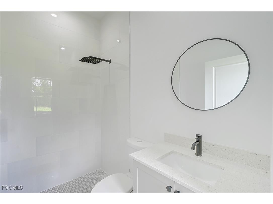 940 Lakeside Drive Lehigh Acres FL 33974 2025007513 image24