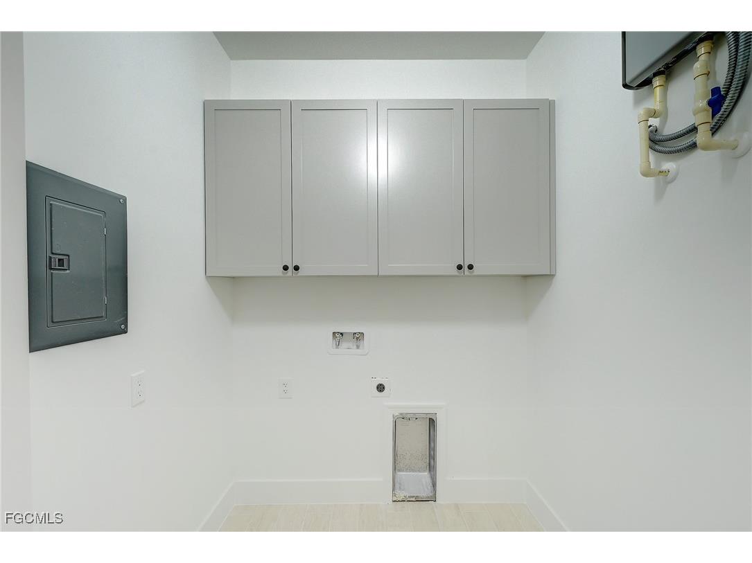 940 Lakeside Drive Lehigh Acres FL 33974 2025007513 image25