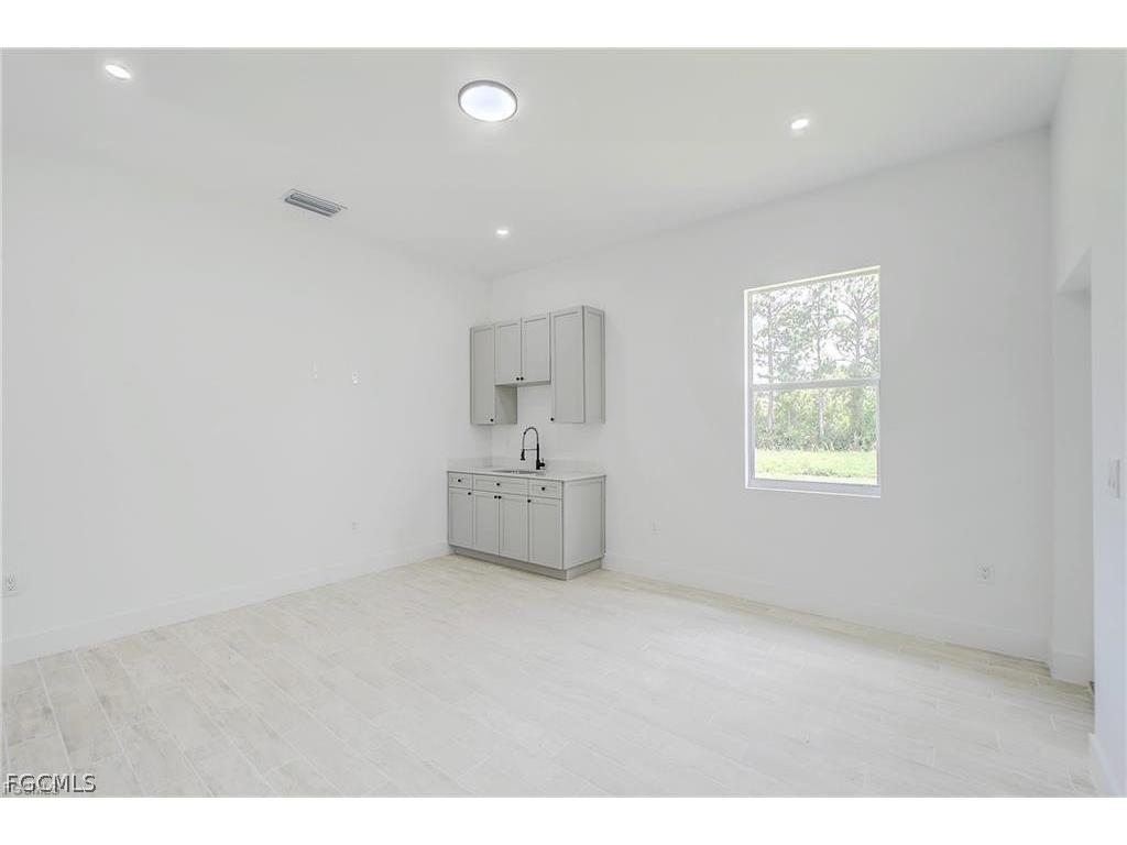 940 Lakeside Drive Lehigh Acres FL 33974 2026011940 image17