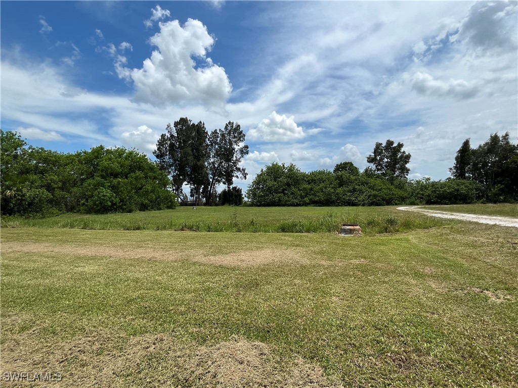 940 Meyerchick Drive Moore Haven FL 33471 224090589 image1