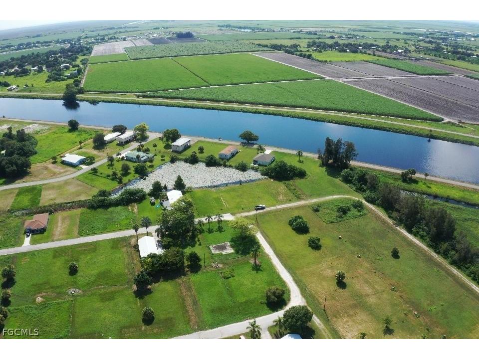 940 Meyerchick Drive SW Moore Haven FL 33471 2026011233 image5