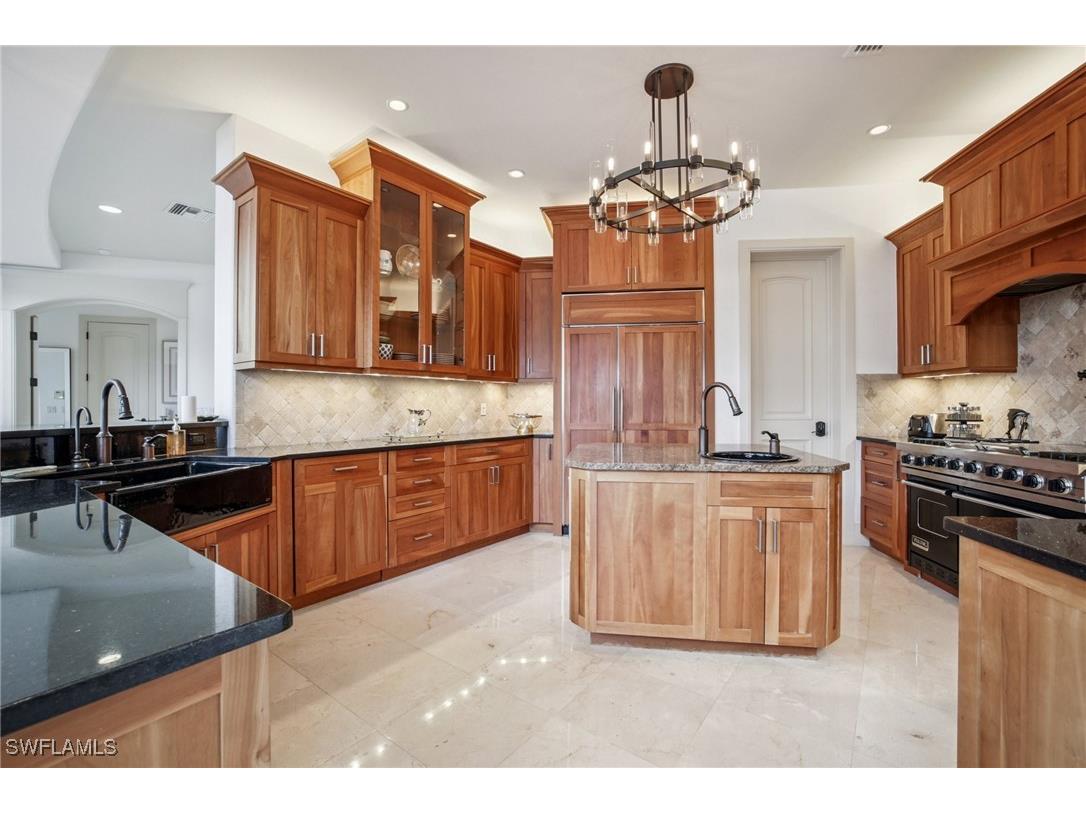 940 Tulip Court Marco Island FL 34145 225080420 image9