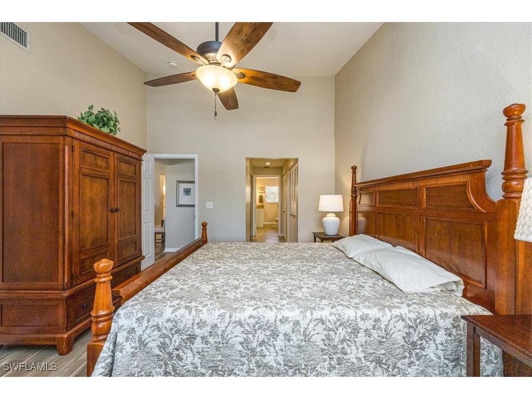 940 Woodshire Lane #M1 Naples FL 34105 225079058 image16