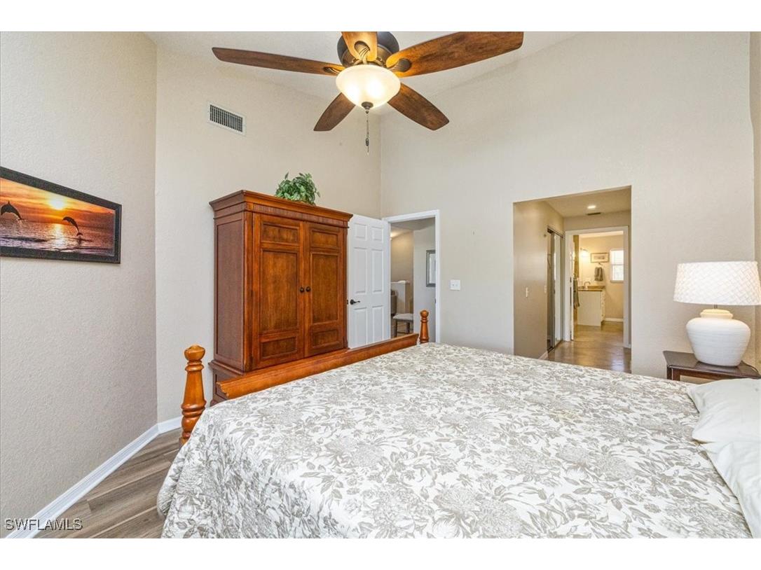 940 Woodshire Lane #M1 Naples FL 34105 225079058 image18