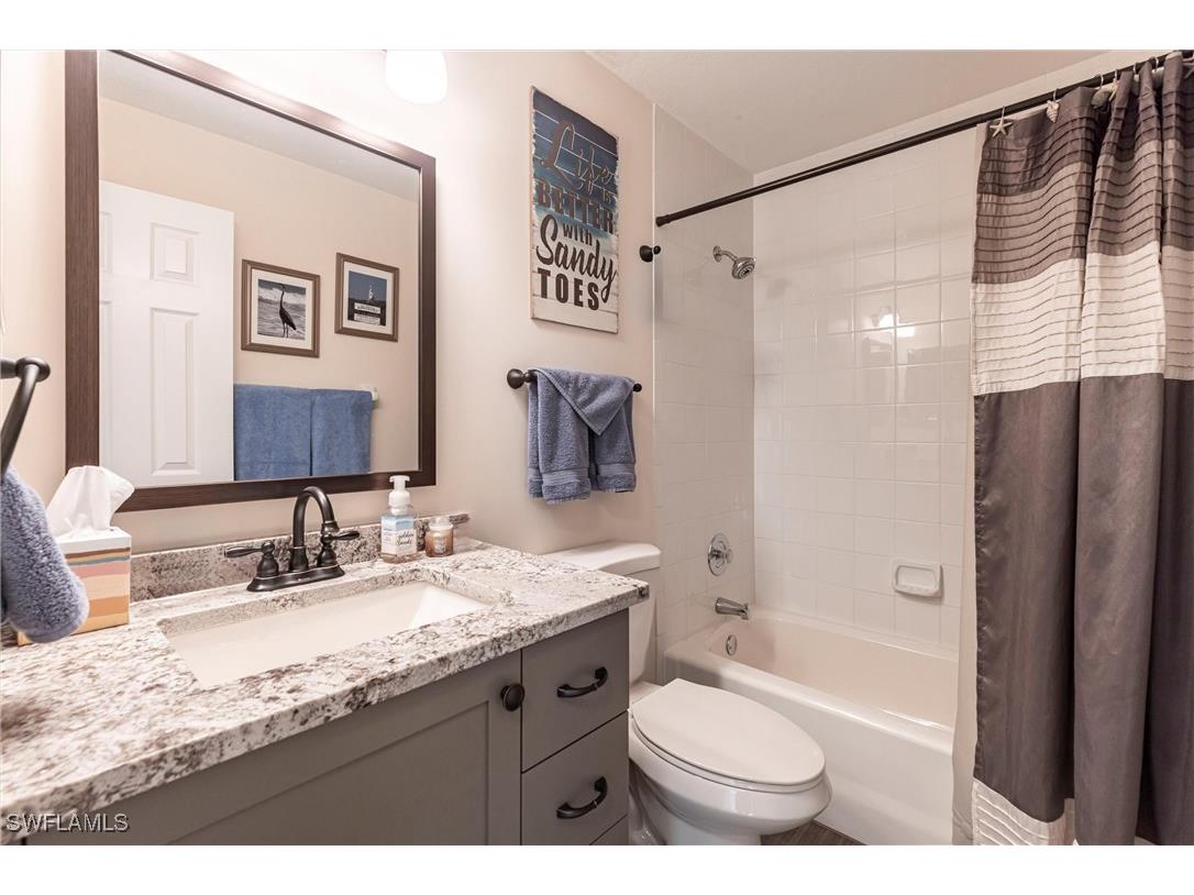 940 Woodshire Lane #M10 Naples FL 34105 225076864 image16