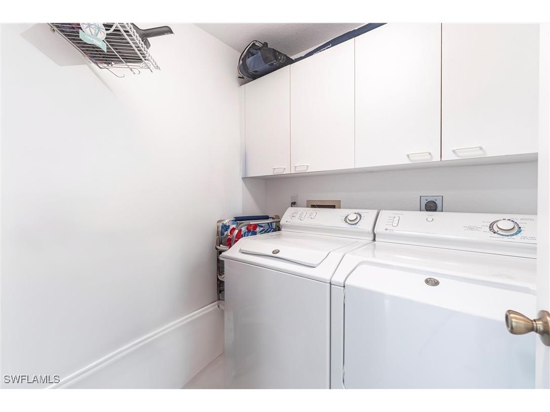 940 Woodshire Lane #M10 Naples FL 34105 225076864 image21