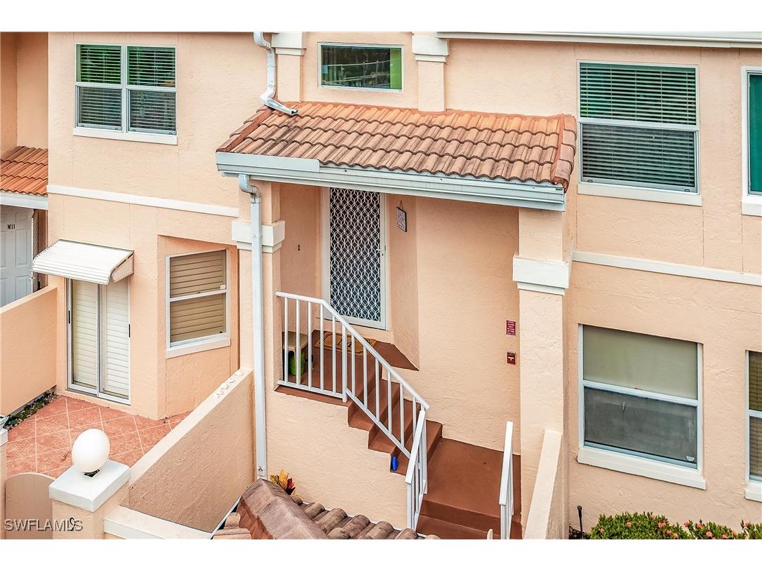 940 Woodshire Lane #M10 Naples FL 34105 225076864 image25