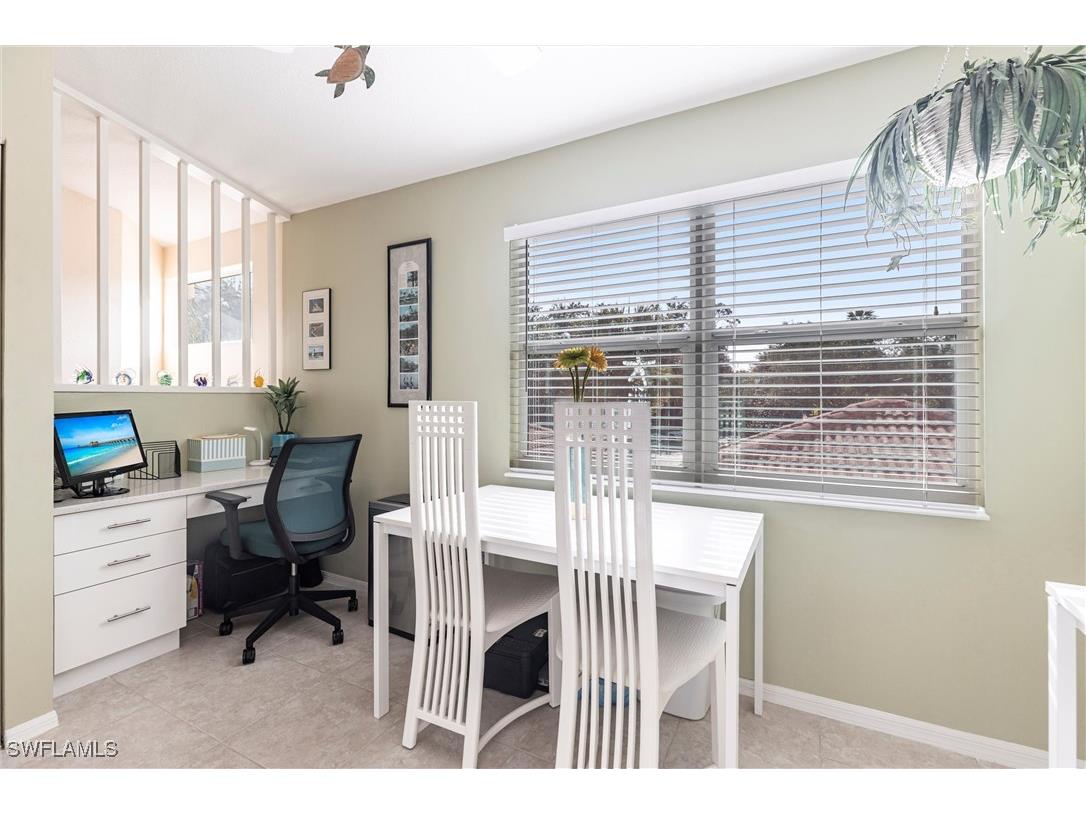 940 Woodshire Lane #M10 Naples FL 34105 225076864 image5