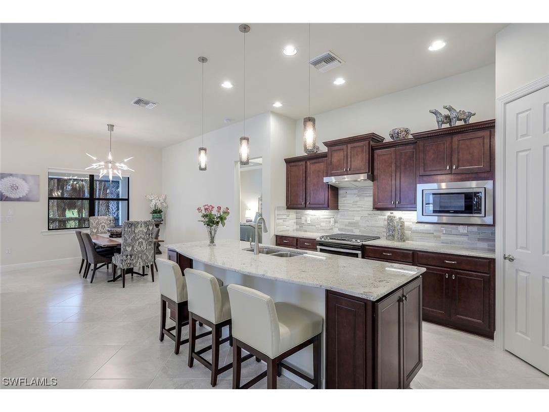 9402 Greyhawk Trail Naples FL 34120 223094497 image1