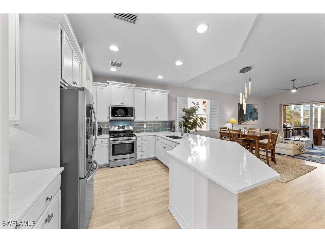 9402 La Bianco Street Estero FL 33967 226005105 image3