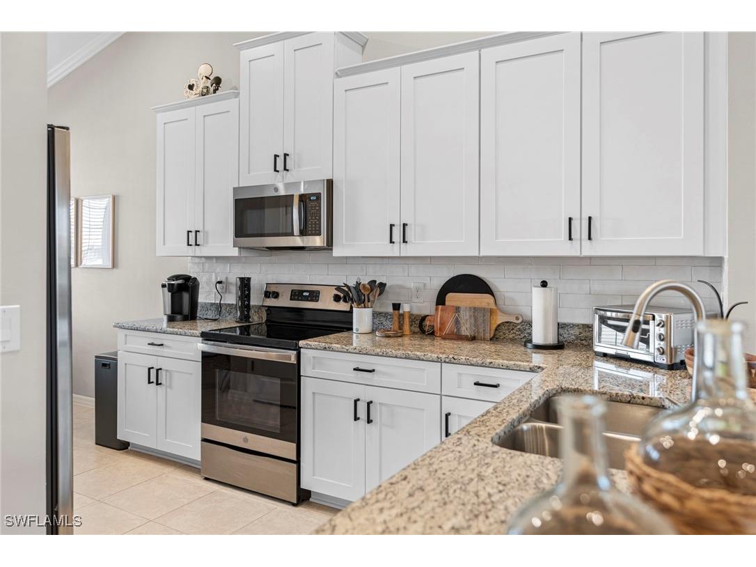 9402 Pocida Court #202 Naples FL 34119 225079542 image12