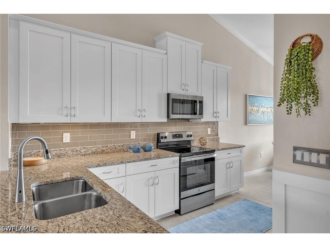 9403 Pocida Court #203 Naples FL 34119 226015585 image3