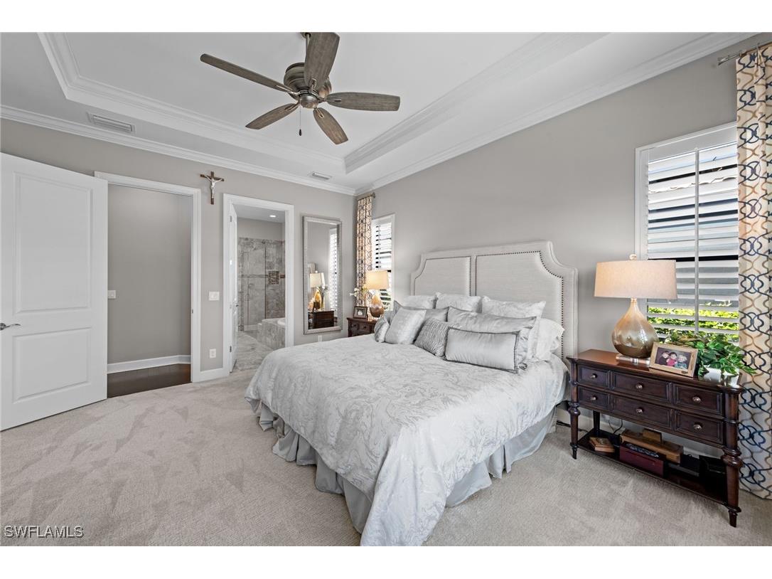 9404 Montelanico Loop Naples FL 34119 225074767 image19