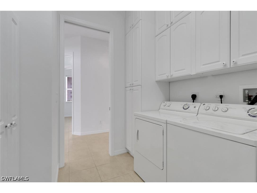 9404 Springview Loop Estero FL 33928 226014013 image13