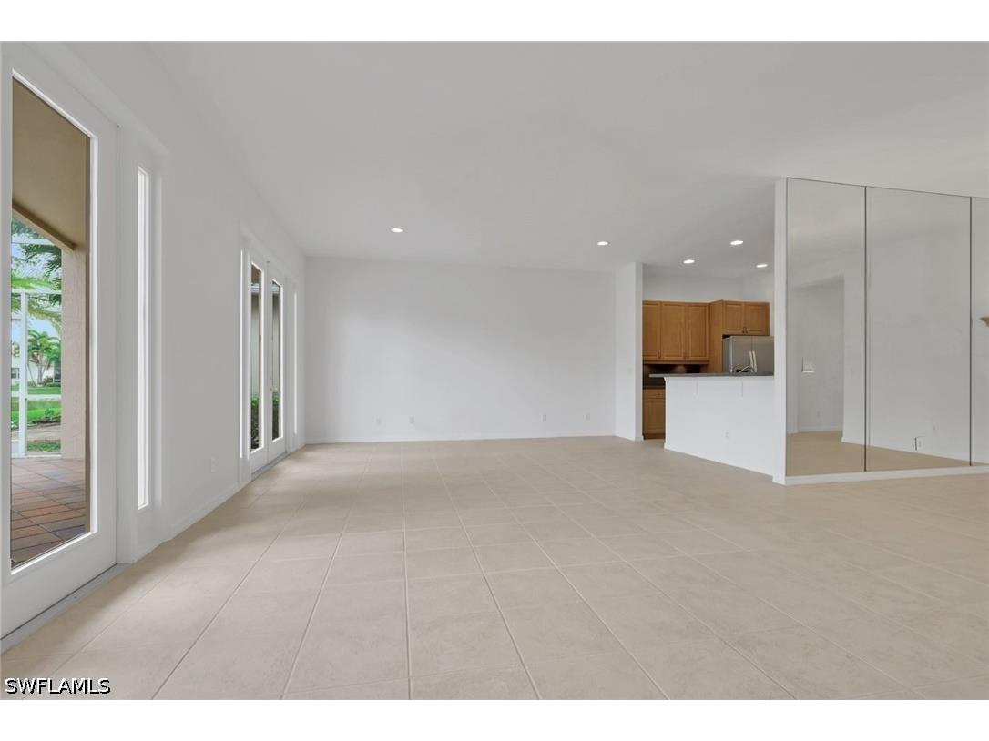 9404 Springview Loop Estero FL 33928 226014013 image6
