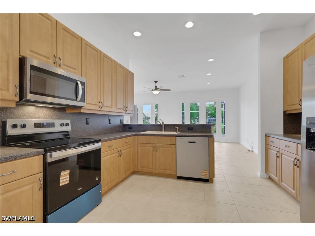 9404 Springview Loop Estero FL 33928 226014013 image9