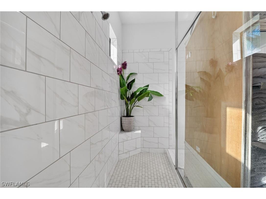 9406 Galliano Terrace Naples FL 34119 226005903 image24