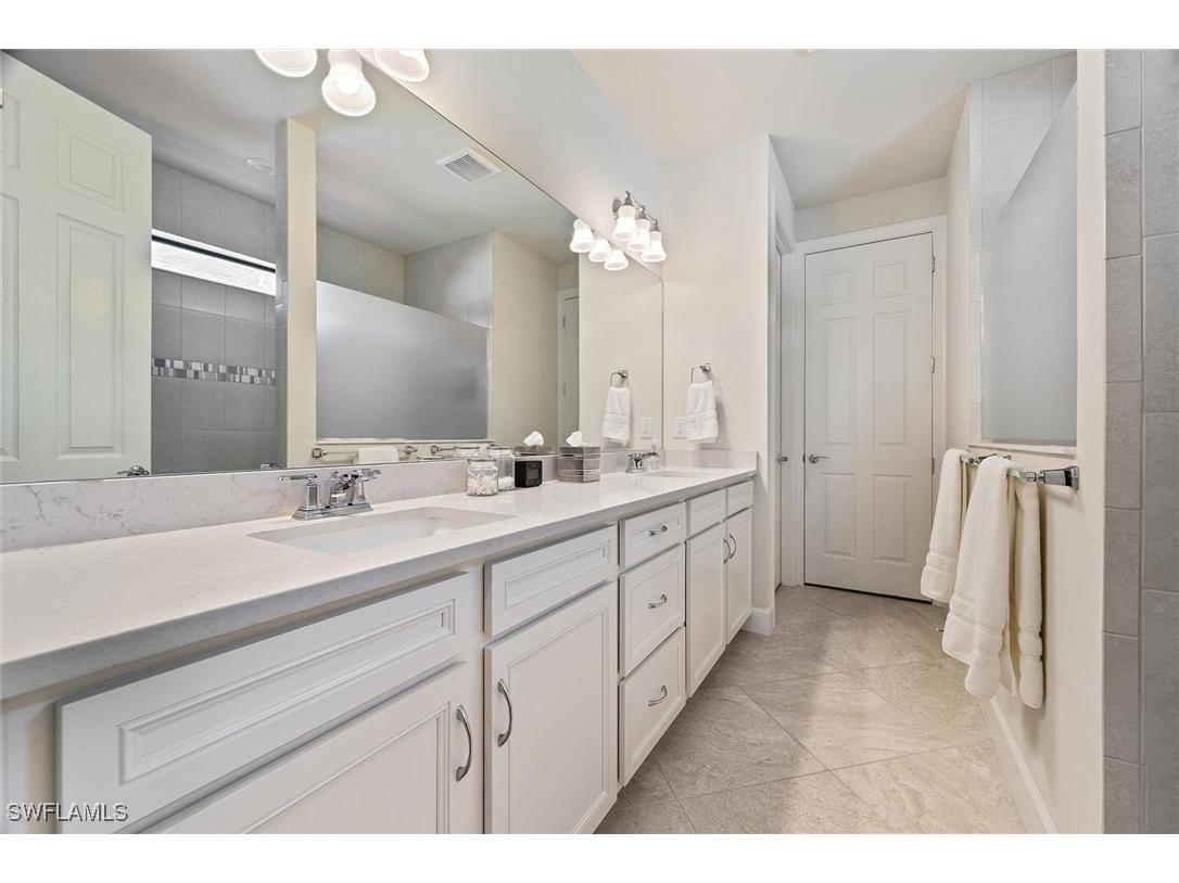 9406 Greyhawk Trail Naples FL 34120 225072506 image20