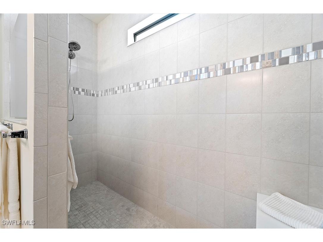 9406 Greyhawk Trail Naples FL 34120 225072506 image21