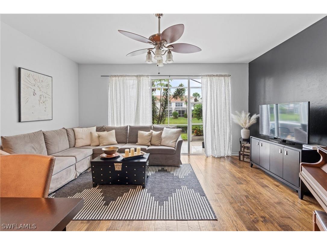 941 Hampton Circle #109 Naples FL 34105 225080539 image8