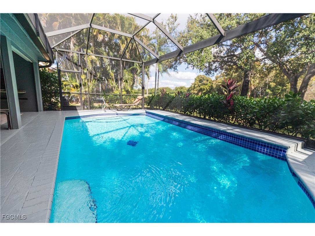 9411 Old Hickory Circle Fort Myers FL 33912 2025019443 image2