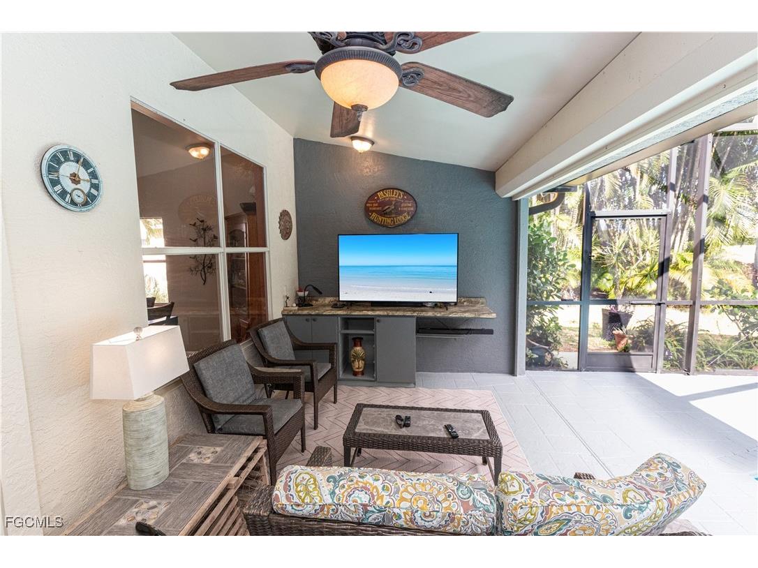 9411 Old Hickory Circle Fort Myers FL 33912 2025019443 image24