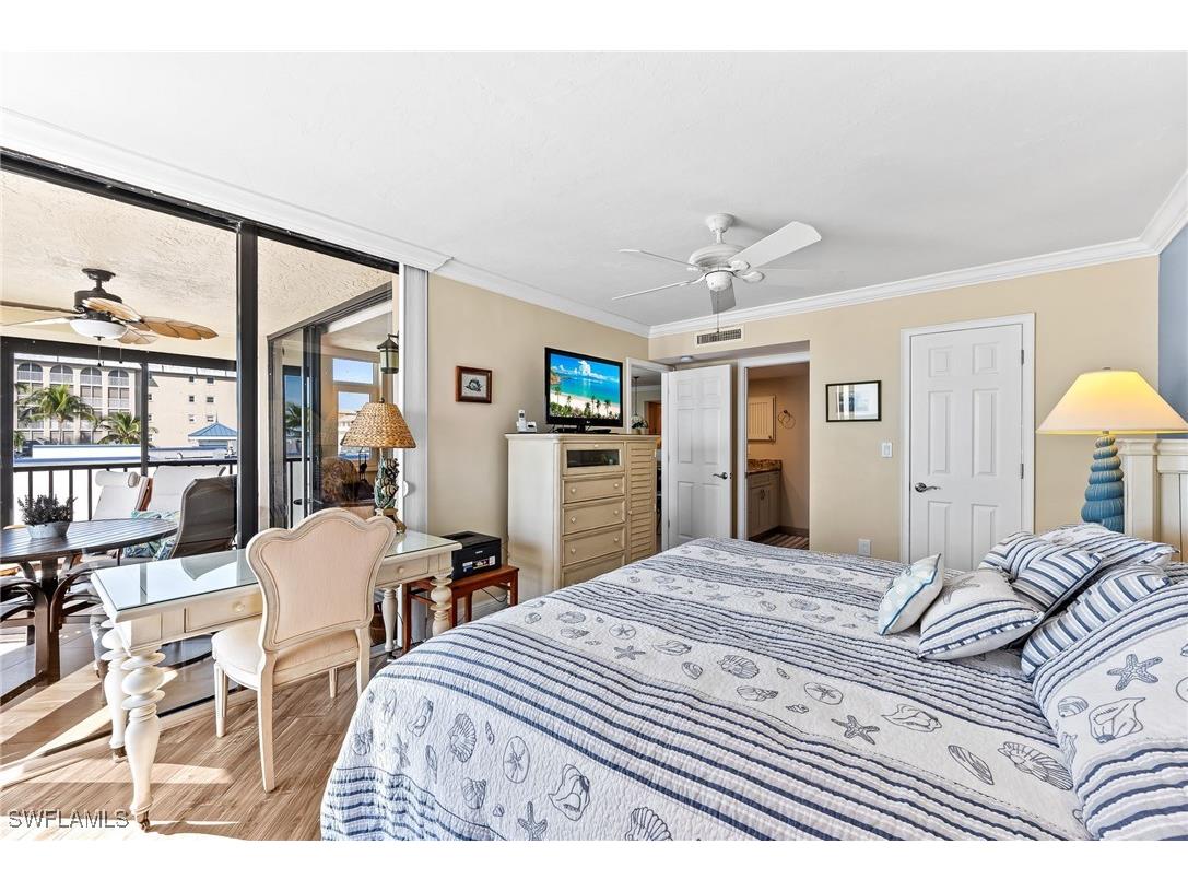 9415 Gulf Shore Drive #302 Naples FL 34108 225059773 image12