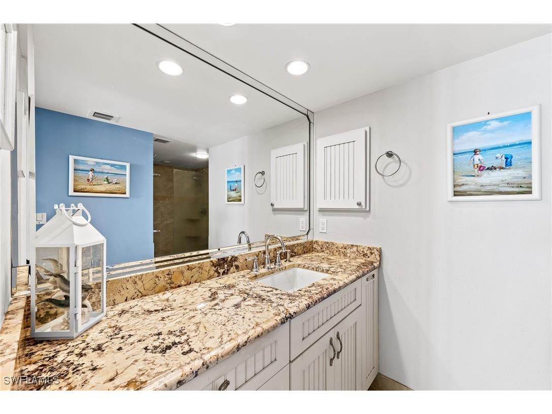 9415 Gulf Shore Drive #302 Naples FL 34108 225059773 image13