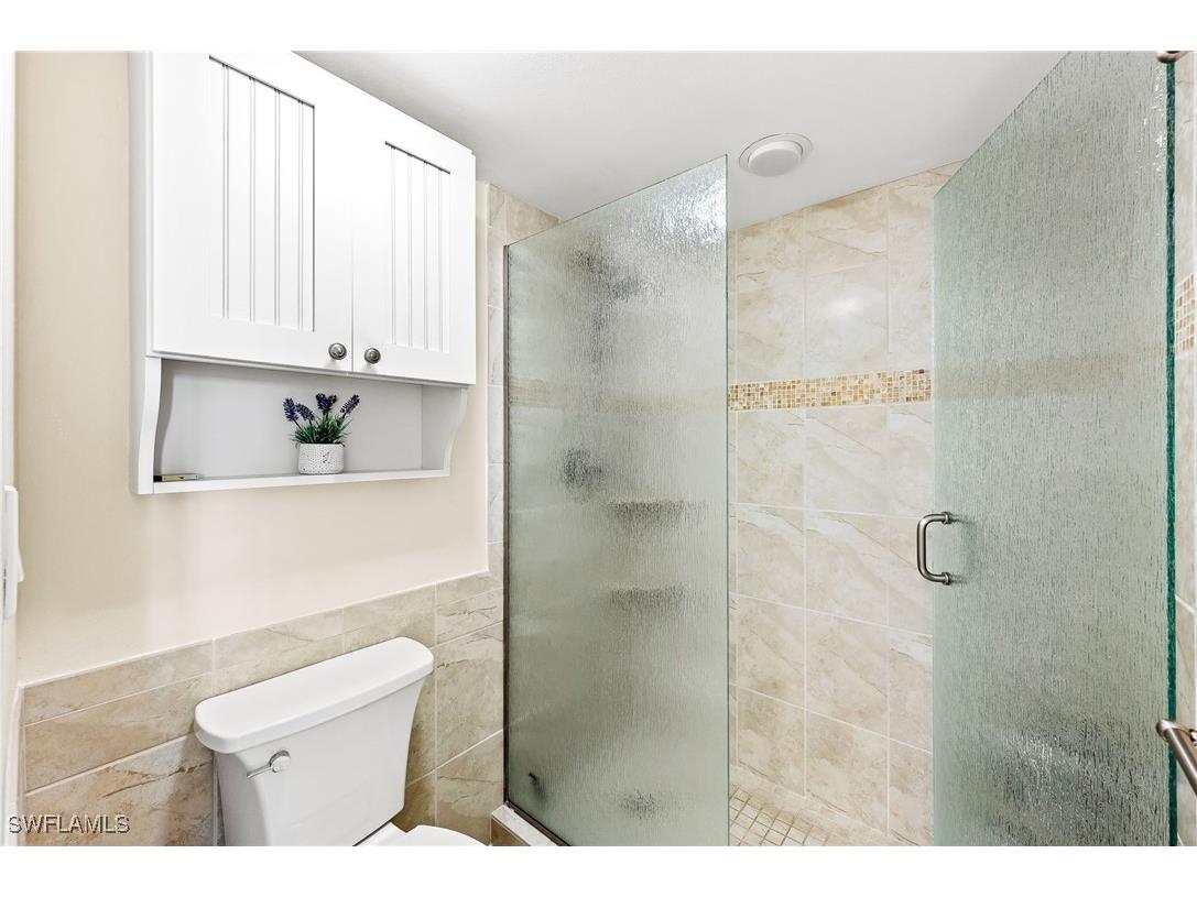 9415 Gulf Shore Drive #302 Naples FL 34108 225059773 image14