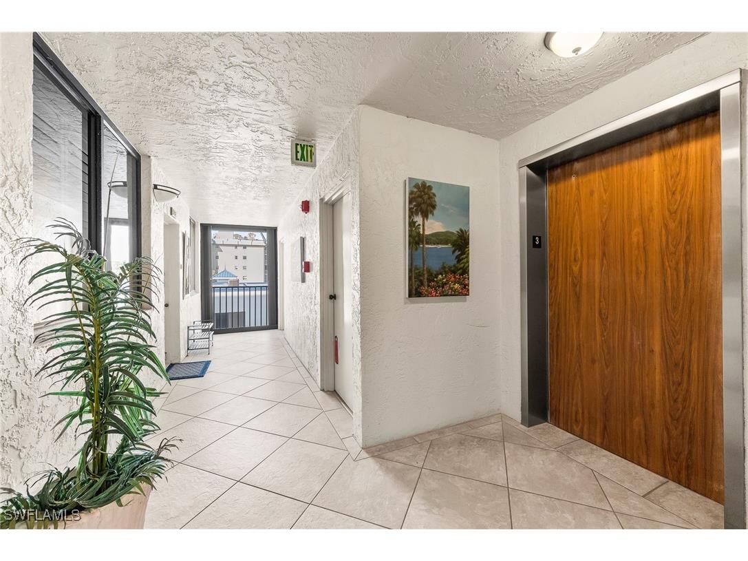 9415 Gulf Shore Drive #302 Naples FL 34108 225059773 image18