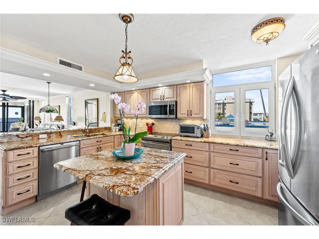 9415 Gulf Shore Drive #302 Naples FL 34108 225059773 image8