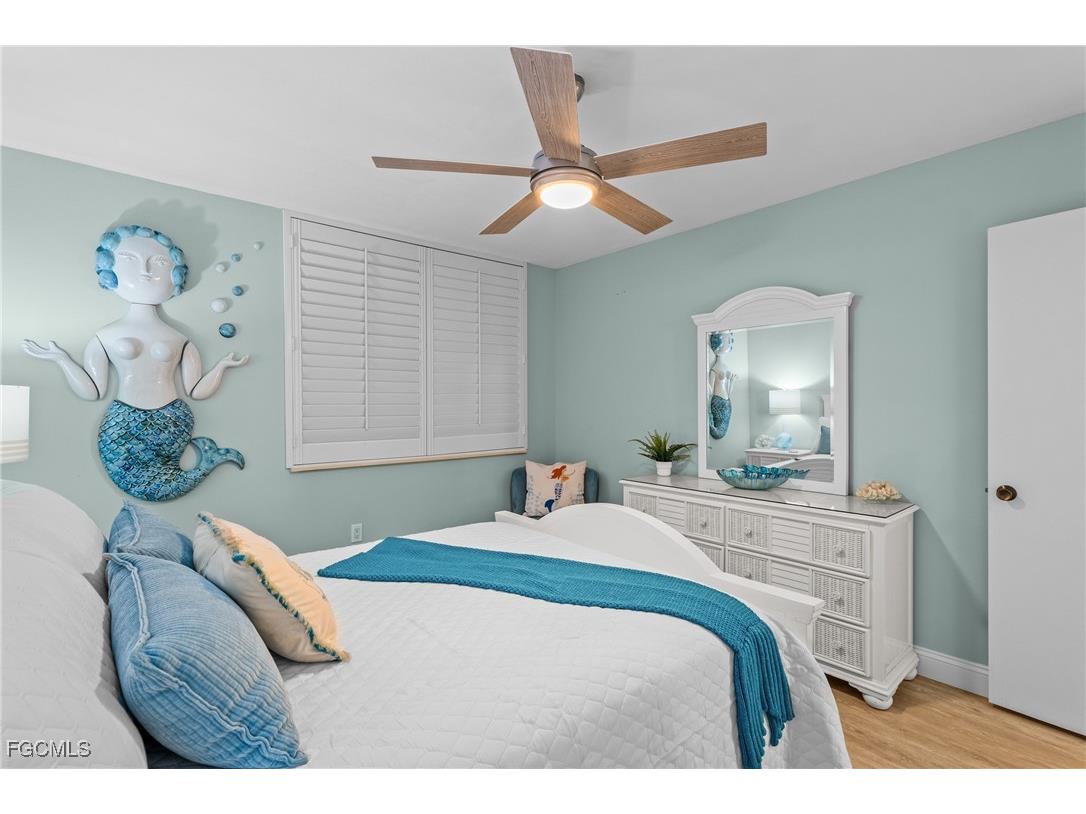 9415 Gulf Shore Drive #501 Naples FL 34108 2025021074 image23