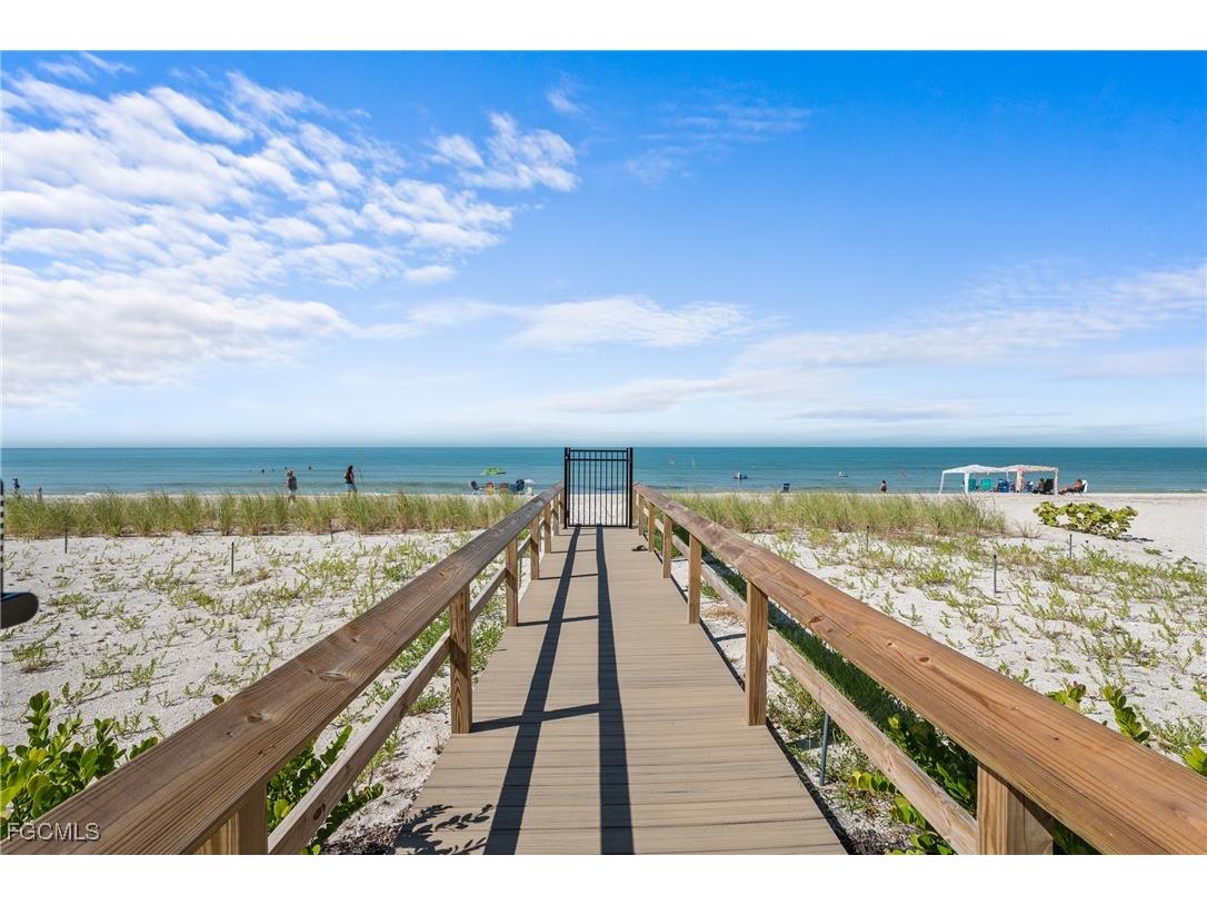 9415 Gulf Shore Drive #501 Naples FL 34108 2025021074 image36