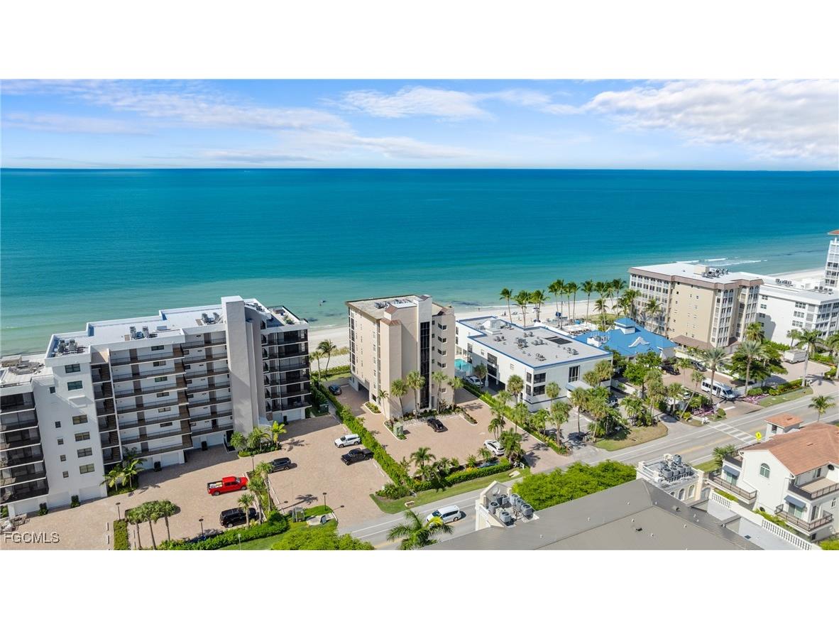 9415 Gulf Shore Drive #501 Naples FL 34108 2025021074 image43