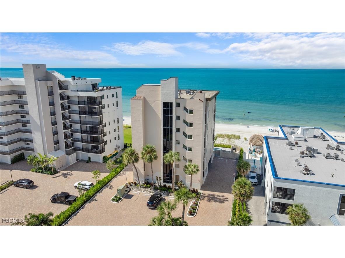 9415 Gulf Shore Drive #501 Naples FL 34108 2025021074 image47
