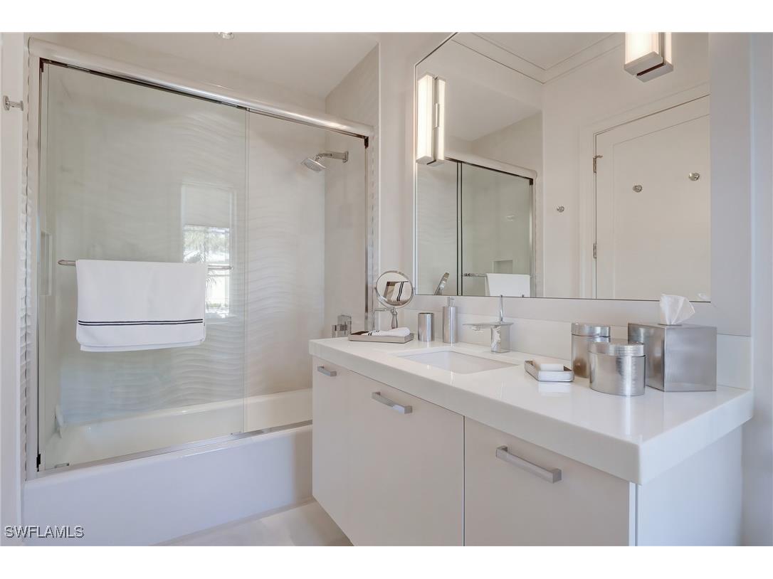 942 9th Avenue S Naples FL 34102 225070615 image10